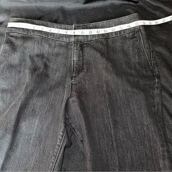 CHICO’S Platinum Black Jeans Chico’s Size 2 Regular - Picture 12 of 12